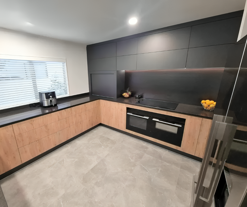Our kitchen designers Hamilton are bringing kitchens Hamilton NZ to life with contemporary style, specializing in Contemporary Kitchens by Kitchen Renovations Hamilton.